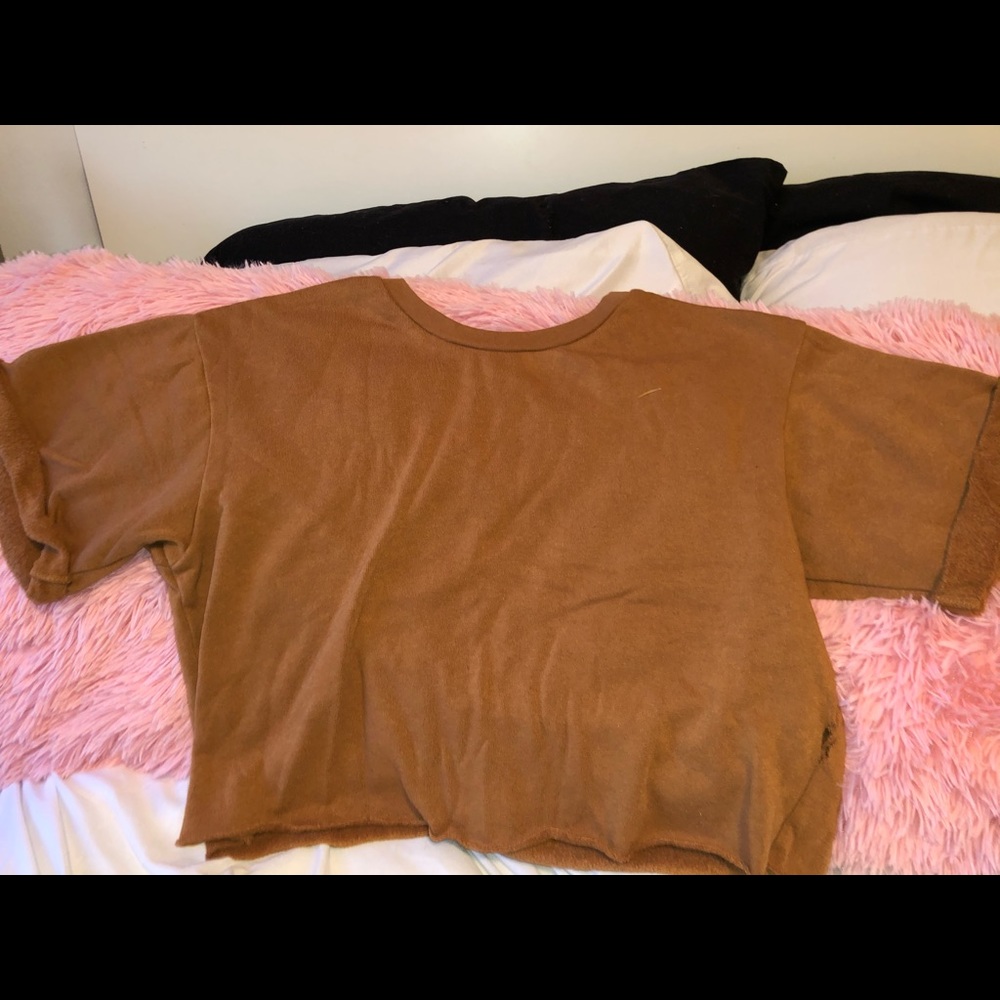 A crop top
